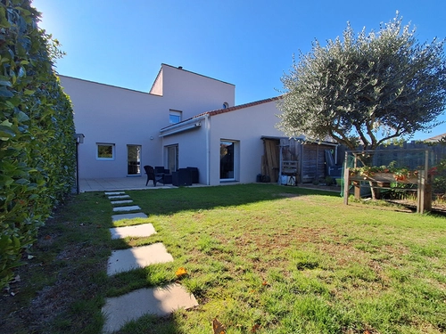 Image d'un maison 5 pièces 101 m² à 299000€ à la roche-sur-yon (85000)