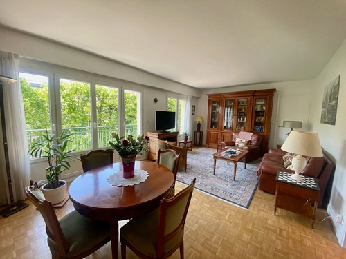 Image d'un appartement 4 pièces 89 m² à 695000€ à versailles (78000)
