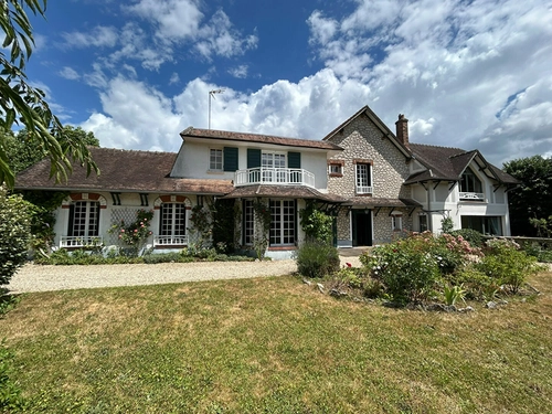 Image d'un maison 7 pièces 205 m² à 790000€ à montigny-sur-loing (77690)