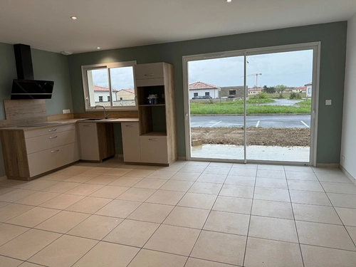 Image d'un maison 4 pièces 81 m² à 950€ à montbeton (82290)