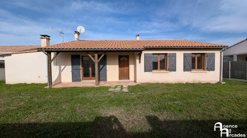 Image d'un maison 5 pièces 121 m² à 275000€ à izon (33450)