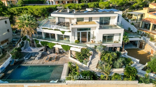 Image d'un maison 9 pièces 380 m² à 4935000€ à carry-le-rouet (13620)