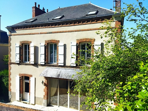 Image d'un maison 10 pièces 209 m² à 367900€ à mayenne (53100)