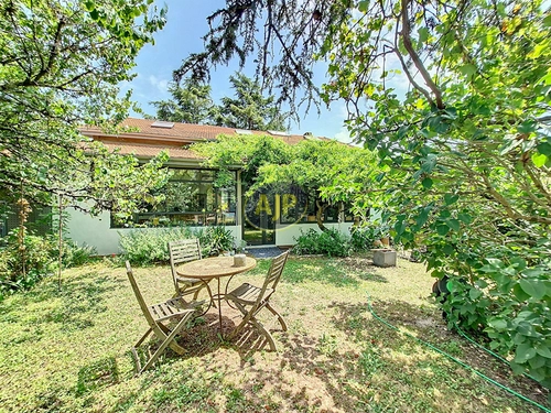 Image d'un maison 8 pièces 200 m² à 745000€ à le taillan-médoc (33320)