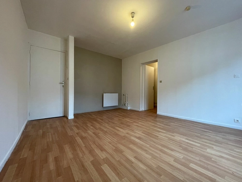 Image d'un appartement 1 pièce 25 m² à 47000€ à albert (80300)
