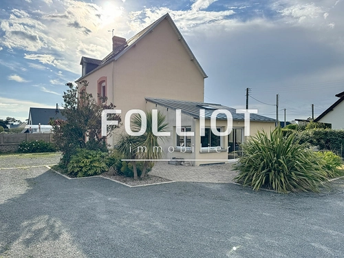 Image d'un maison 7 pièces 170 m² à 455000€ à agon-coutainville (50230)