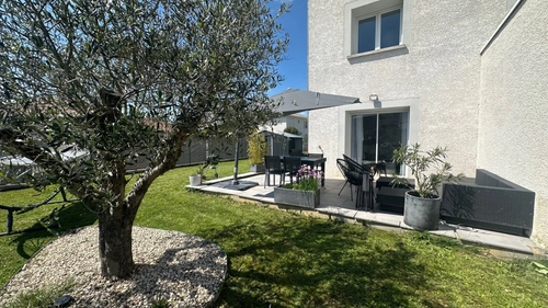 Image d'un maison meublée 3 pièces 70 m² à 930€ à vernioz (38150)