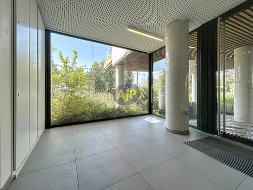 Image d'un appartement 6 pièces 139 m² à 530000€ à bordeaux (33200)