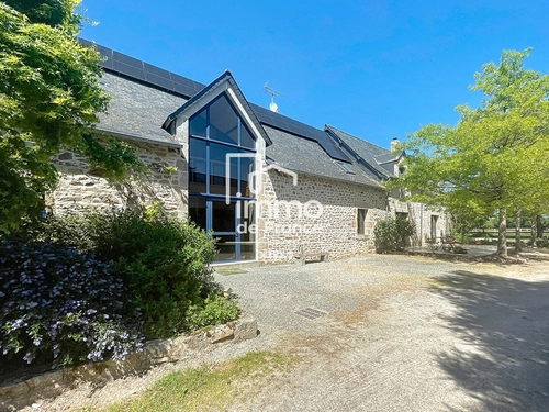 Image d'un maison 10 pièces 356 m² à 780000€ à voutré (53600)