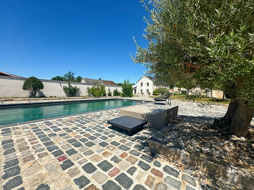 Image d'un maison 12 pièces 312 m² à 1250000€ à neauphlette (78980)