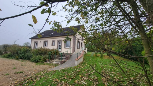 Image d'un maison 7 pièces 135 m² à 202600€ à le mêle-sur-sarthe (61170)