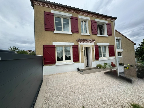Image d'un maison 5 pièces 107 m² à 159000€ à cognac-la-forêt (87310)