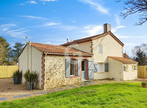 Image d'un maison 6 pièces 146 m² à 352900€ à poiroux (85440)