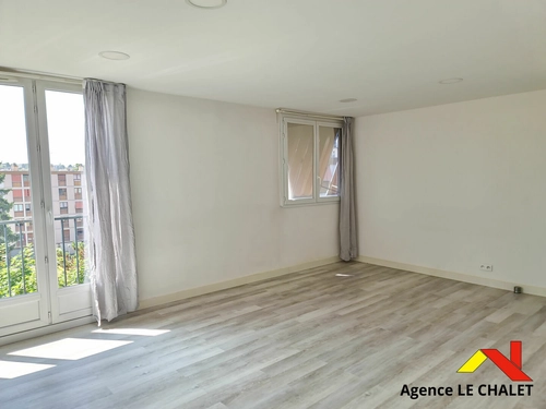 Image d'un appartement 5 pièces 81 m² à 199000€ à ablon-sur-seine (94480)