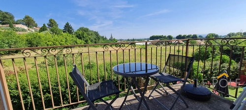 Image d'un appartement 2 pièces 49 m² à 90000€ à pont-saint-esprit (30130)