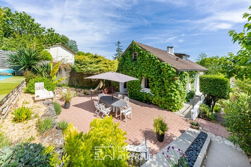 Image d'un maison 5 pièces 136 m² à 479000€ à hardricourt (78250)