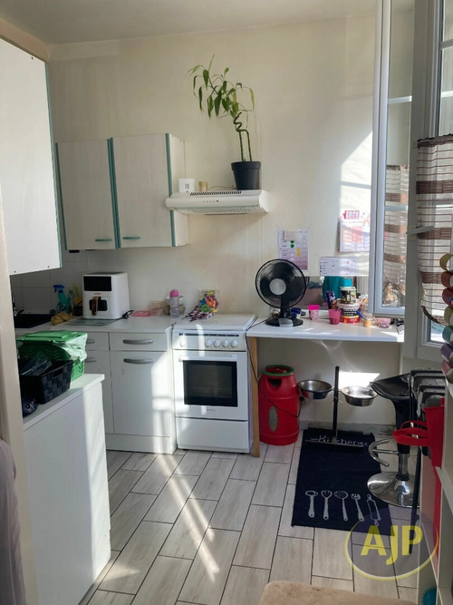 Image d'un appartement 1 pièce 28 m² à 425€ à pauillac (33250)