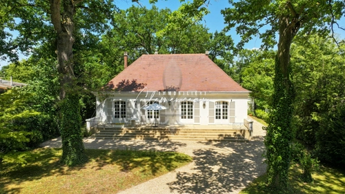 Image d'un maison 9 pièces 215 m² à 745000€ à verneuil-sur-seine (78480)