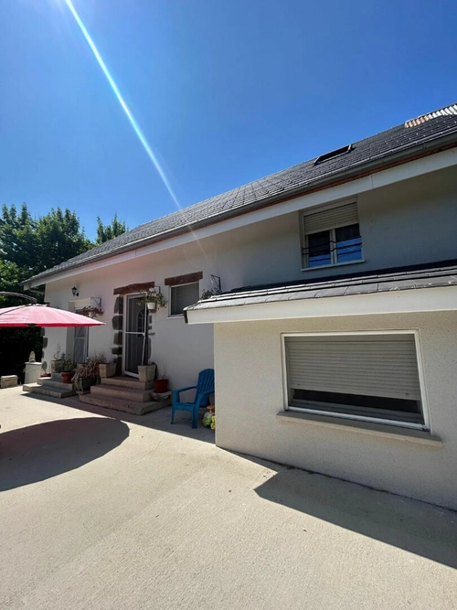 Image d'un maison 7 pièces 186 m² à 303500€ à freix-anglards (15310)