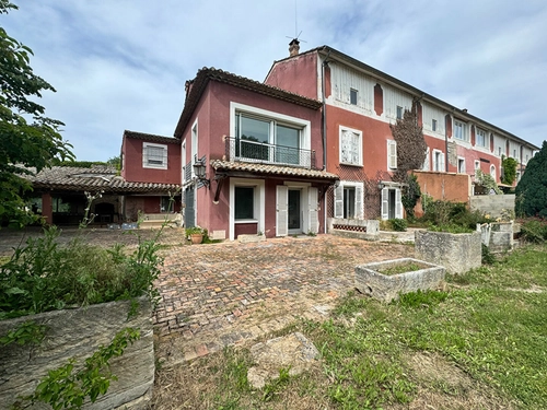 Image d'un maison 8 pièces 295 m² à 395000€ à châteauneuf-de-gadagne (84470)