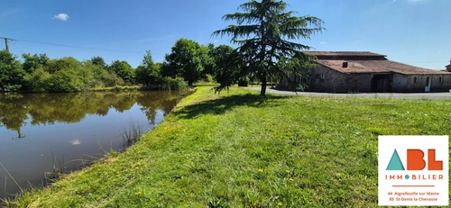 Image d'un maison 4 pièces 220 m² à 206500€ à les brouzils (85260)