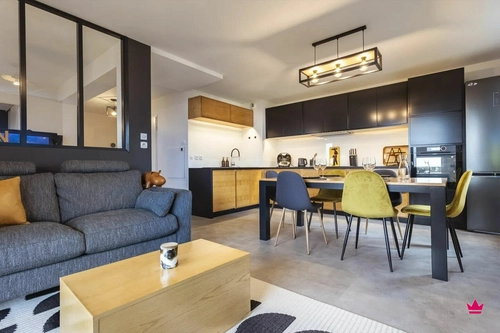 Image d'un maison 5 pièces 120 m² à 555000€ à genas (69740)