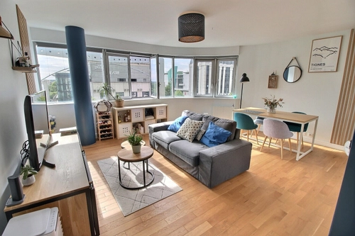 Image d'un appartement 3 pièces 74 m² à 1350€ à montigny-le-bretonneux (78180)