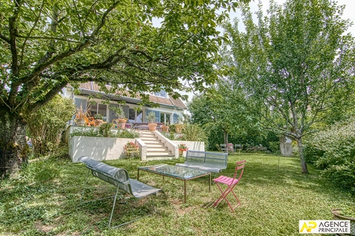 Image d'un maison 6 pièces 159 m² à 1395000€ à versailles (78000)