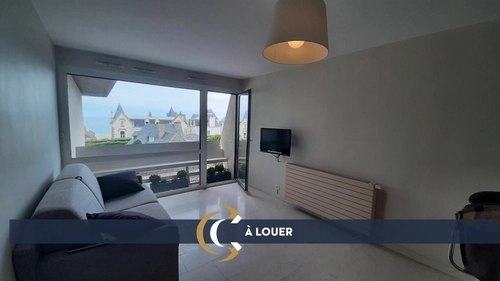 Image d'un appartement 1 pièce 27 m² à 640€ à saint-malo (35400)