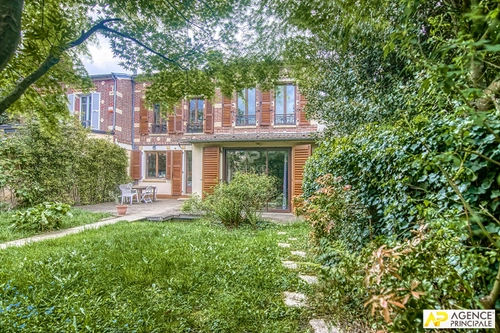 Image d'un maison 4 pièces 115 m² à 980000€ à versailles (78000)