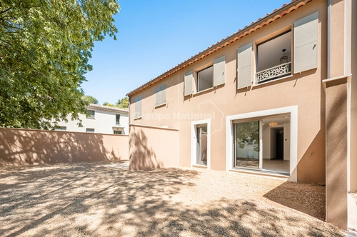 Image d'un maison 4 pièces 84 m² à 298000€ à gréoux-les-bains (04800)