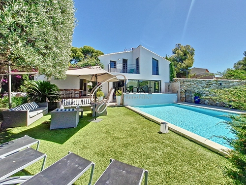 Image d'un maison 7 pièces 167 m² à 1768000€ à sanary-sur-mer (83110)