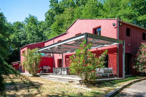 Image d'un maison 13 pièces 500 m² à 1990000€ à la roche-sur-yon (85000)