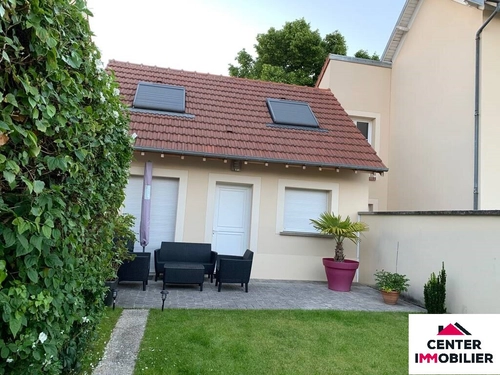 Image d'un maison meublée 3 pièces 59 m² à 2200€ à le mesnil-le-roi (78600)