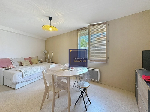 Image d'un appartement 1 pièce 22 m² à 550€ à saint-genis-laval (69230)