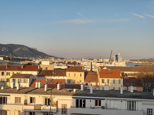 Image d'un appartement 3 pièces 69 m² à 150000€ à la seyne-sur-mer (83500)