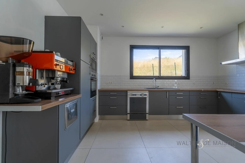 Image d'un maison 5 pièces 201 m² à 399000€ à saintes (17100)