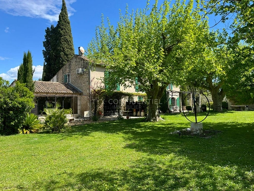 Image d'un maison 13 pièces 325 m² à 2120000€ à saint-rémy-de-provence (13210)