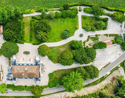 Image d'un maison 17 pièces 685 m² à 2600000€ à gemeaux (21120)