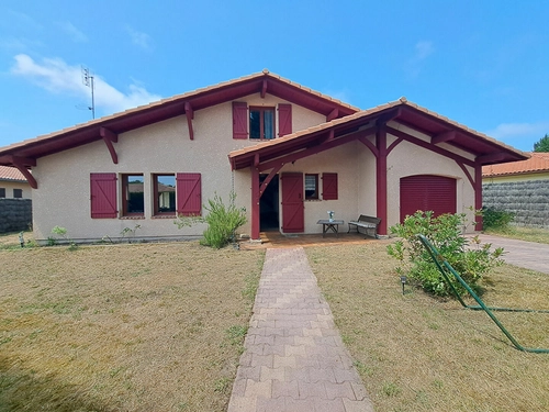 Image d'un maison 4 pièces 141 m² à 436000€ à léon (40550)