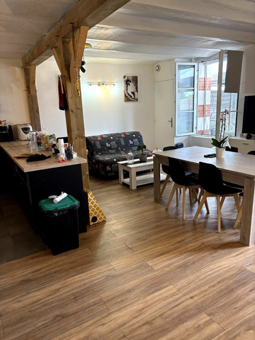 Image d'un maison meublée 3 pièces 70 m² à 840€ à beaugency (45190)