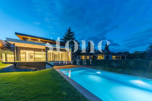 Image d'un maison 5 pièces 136 m² à 2500000€ à annecy (74000)