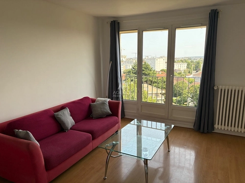 Image d'un appartement meublé 4 pièces 62 m² à 1500€ à saint-germain-en-laye (78100)