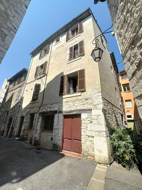 Image d'un maison 12 pièces 259 m² à 525000€ à vence (06140)