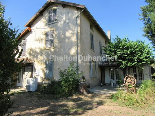 Image d'un maison 9 pièces 235 m² à 250000€ à saint-nizier-sous-charlieu (42190)
