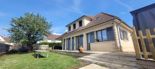 Image d'un maison 10 pièces 210 m² à 550000€ à chambly (60230)