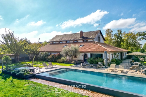 Image d'un maison 12 pièces 387 m² à 1250000€ à cholet (49300)