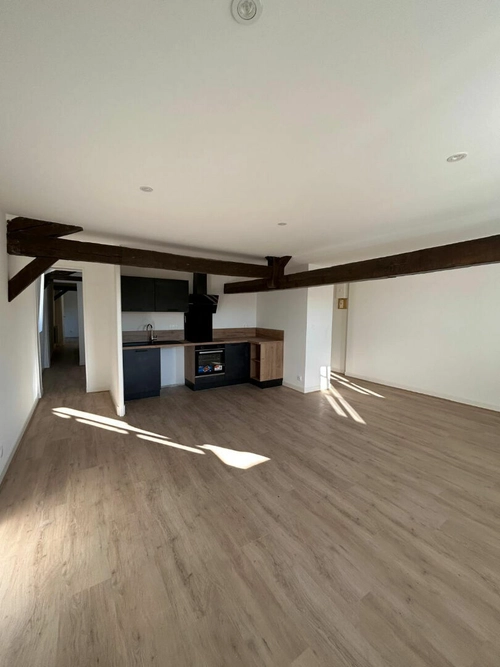 Image d'un appartement 3 pièces 65 m² à 649€ à aurillac (15000)