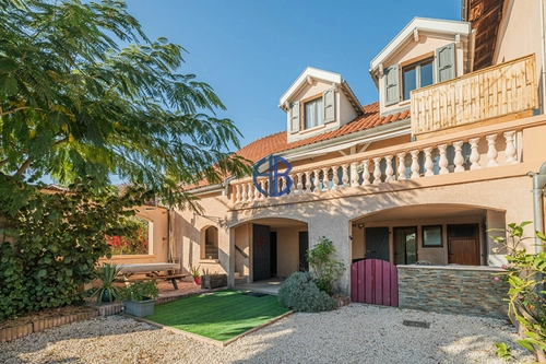Image d'un maison 6 pièces 187 m² à 399000€ à renage (38140)