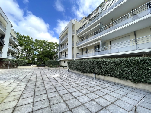 Image d'un appartement 3 pièces 71 m² à 325000€ à saint-cyr-l'école (78210)